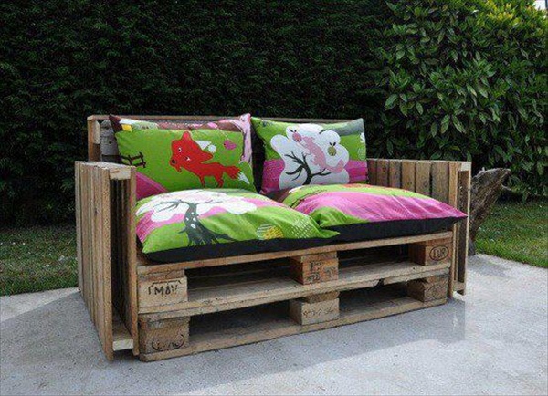 pallet-sofa