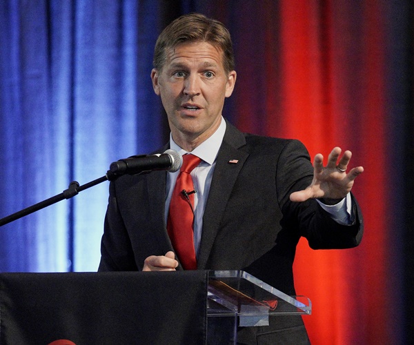 GOP Sen. Sasse Proposing Back-to-Work ‘Signing Bonus’