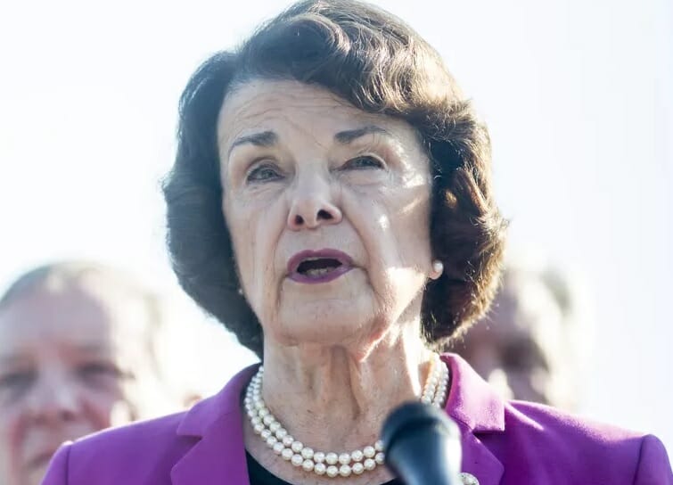 Democrat Senator Dianne Feinstein Introduces Bill to Require Proof of Covid Vax or Negative Test For Domestic Flights