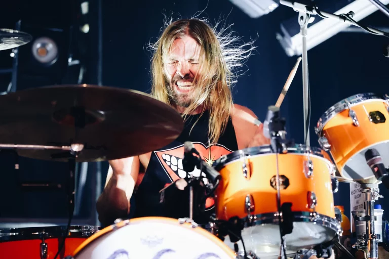 Preliminary Reports Show Foo Fighters Drummer Taylor Hawkins Died of “Cardiovascular Collapse” – Heart Was 2x the Size of Average Adult Male His Age