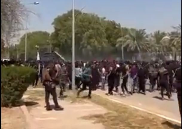 Is the U.S. Losing Control of Iraq? Protesters Ransack Presidential Palace