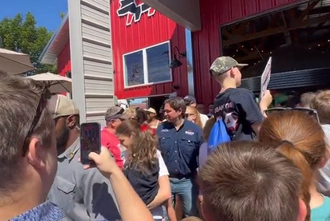 BRUTAL VIDEO: Gov. DeSantis Walks Through Crowd as They Chant ‘We Love Trump’ and ‘We Want Trump’